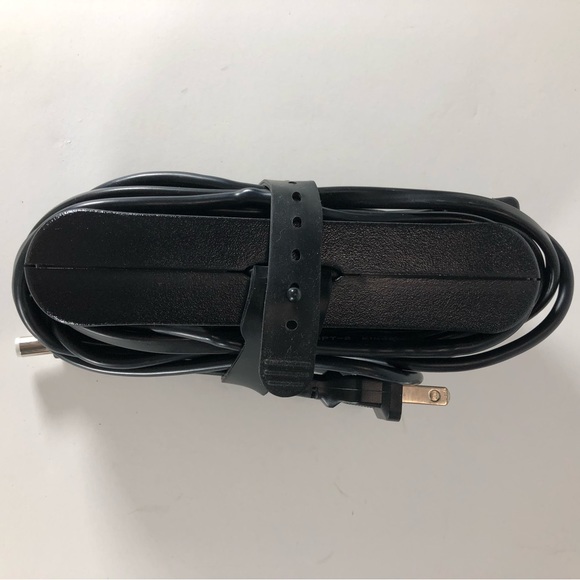 Dell AC Adapter - Picture 3 of 4